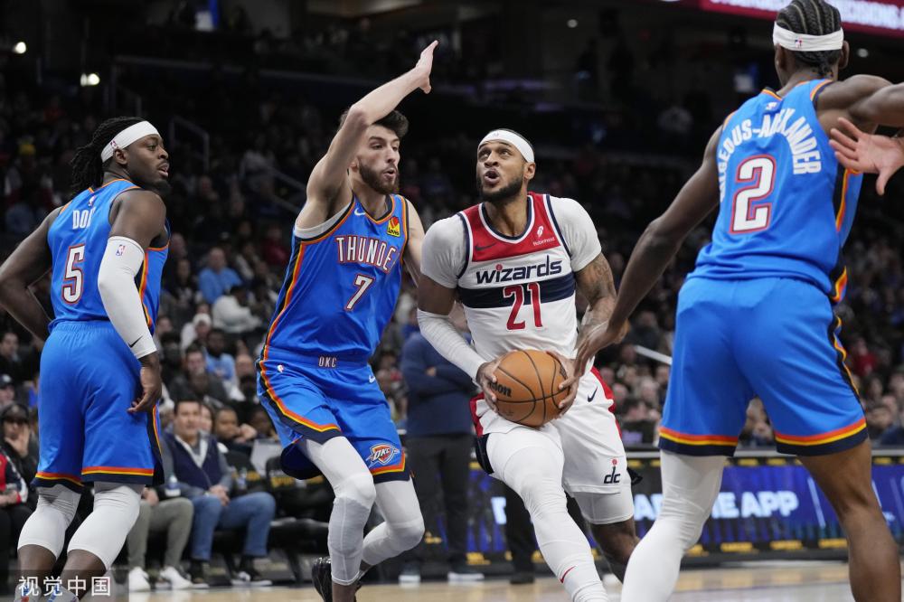 他不仅在进 他不仅在进