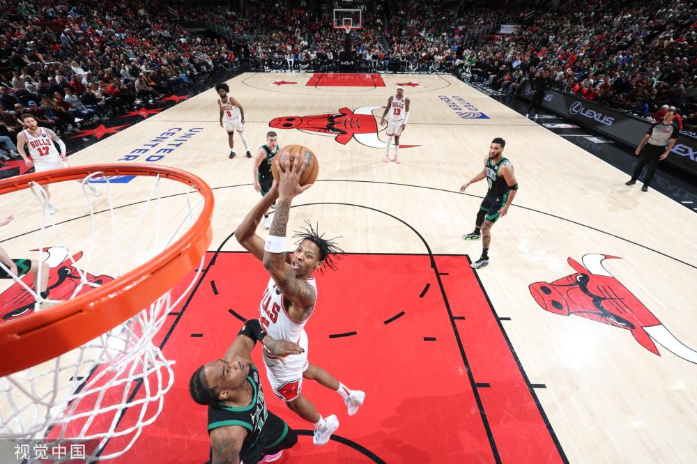 的中场指挥 的中场指挥