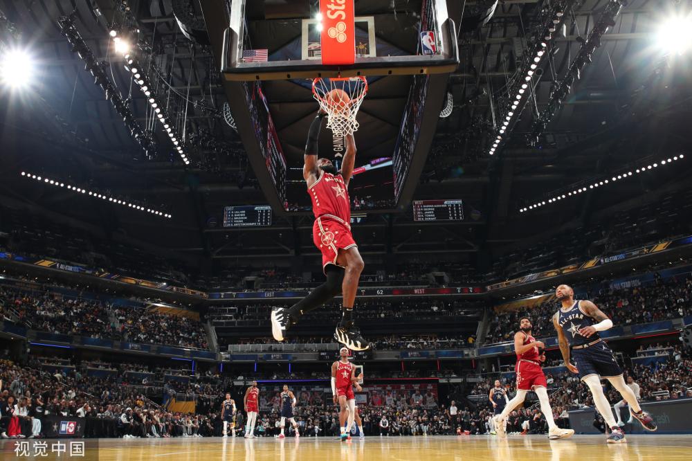 两人此前多 两人此前多